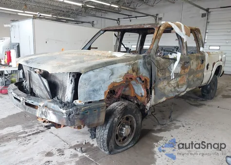 2004 Chevrolet Silverado 2500Hd Ls из США, поврежденный, VIN 1GCHK232X4F198577